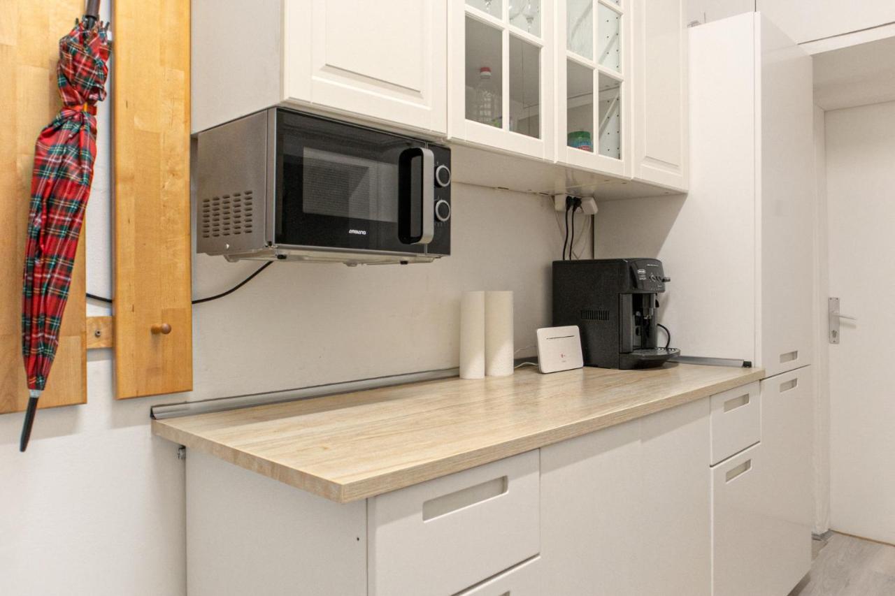 Joyful 2Br Shared Apt Near Millenium Tower & Danube River Wien Ngoại thất bức ảnh