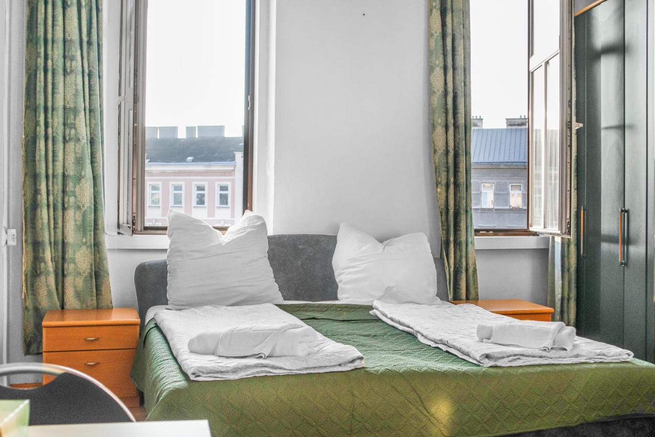 Joyful 2Br Shared Apt Near Millenium Tower & Danube River Wien Ngoại thất bức ảnh